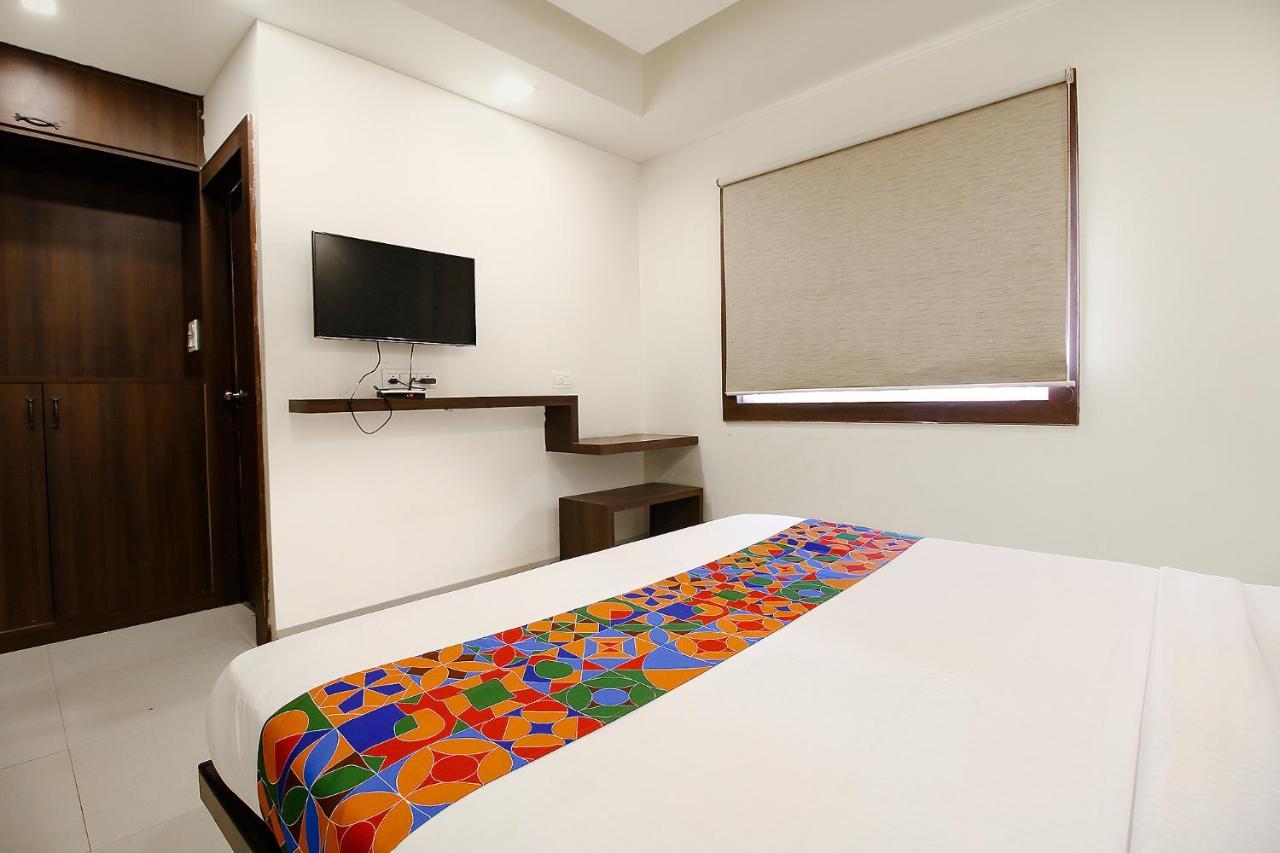 Fabexpress Comfort Stay I Samarda Kaliasot Ngoại thất bức ảnh